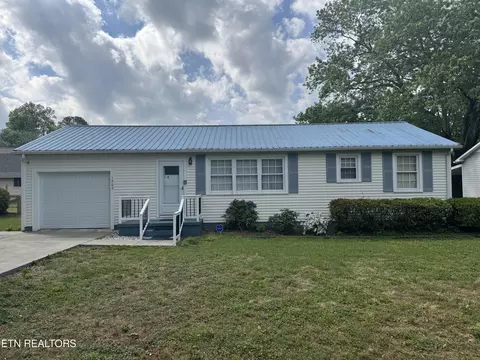1209 Morgan St, Athens, TN 37303