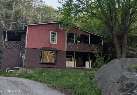 103 Hwy 3448, Stoney Fork, KY 40988