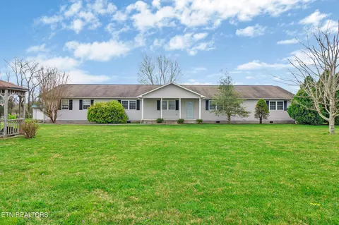 1048 Deep Draw Rd, Crossville, TN 38555