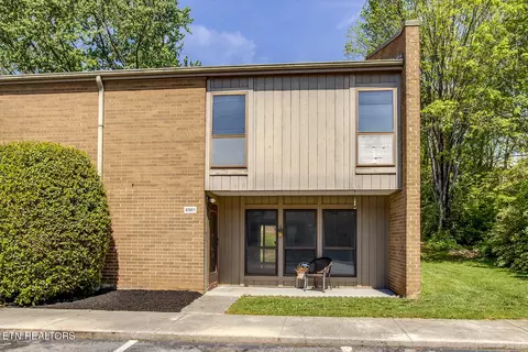 8501 Ankara Ct, Knoxville, TN 37923