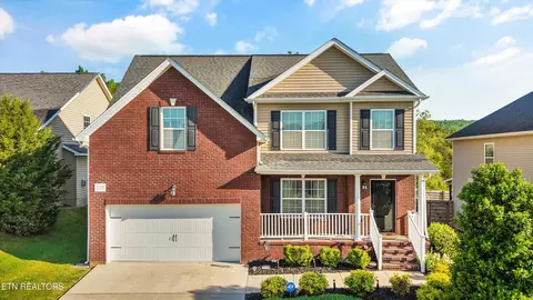 1729 Point Wood Dr, Knoxville, TN 37920