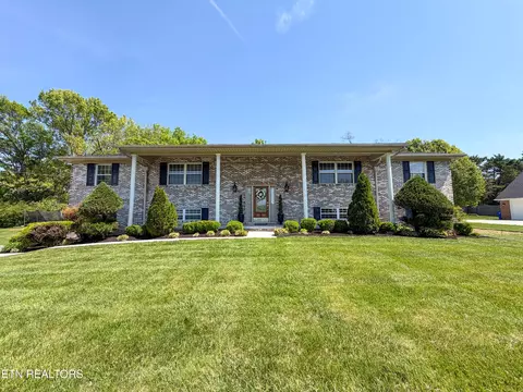 608 E Grinnell Cir, Knoxville, TN 37924