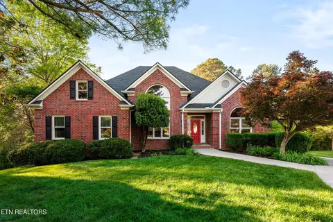 12400 Camdenbridge Dr, Knoxville, TN 37934