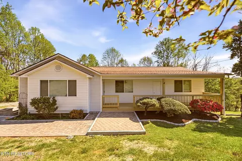 256 Mountain View Ests, Caryville, TN 37714