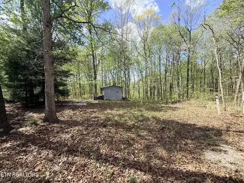 238 Joe Barnett Rd, Jamestown, TN 38556