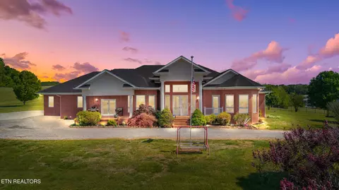 348 Ranch Rd, Blaine, TN 37709