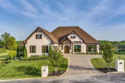 124 Nightingale Dr, Vonore, TN 37885