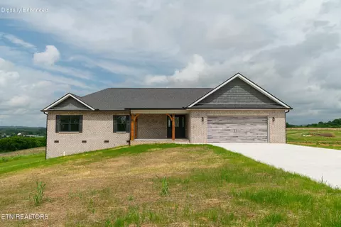 312 Cash Ln, Maryville, TN 37801