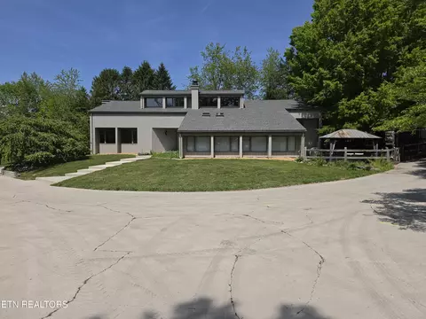 197 Yorkshire Dr, Harrogate, TN 37752