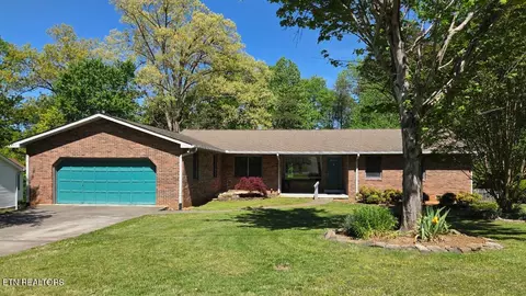 3927 Hillbrook Dr, Knoxville, TN 37931