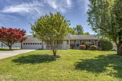 2630 Druid Hill Dr, Maryville, TN 37804