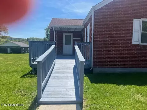 Exterior - 254 Red Clover Loop, Ewing, VA 24248 photo 4 of 4
