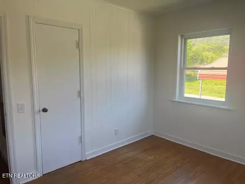 Bedroom - 254 Red Clover Loop, Ewing, VA 24248 photo 3 of 6