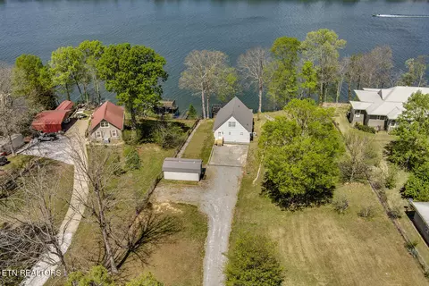609 Lakewood Dr, Decatur, TN 37322