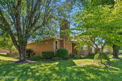 7005 Hunters Tr, Knoxville, TN 37921