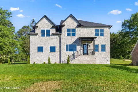 7901 Scenic View Dr, Knoxville, TN 37938
