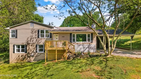 4400 S Wahli Dr, Knoxville, TN 37918