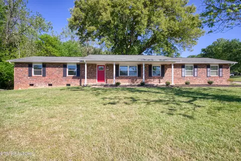 441 E Kingsgate Rd, Farragut, TN 37934