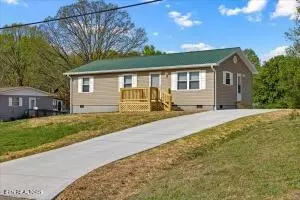 400 N Iowa Ave, Etowah, TN 37331