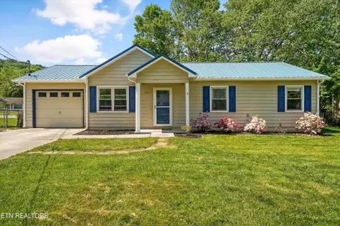 7213 Ashford Glen Dr, Knoxville, TN 37918