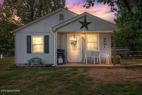 210 2nd St, Englewood, TN 37329