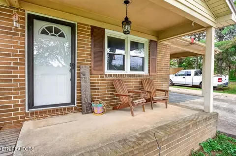 Exterior - 237 Armstrong Rd, Doyle, TN 38559 photo 3 of 11