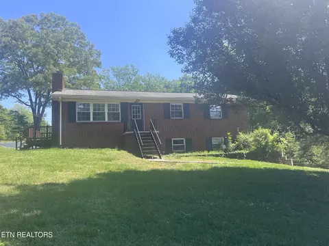1904 Southdale Rd, Knoxville, TN 37920