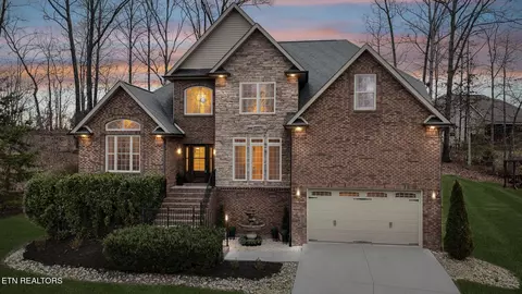 8316 Bluestone Ln, Knoxville, TN 37938