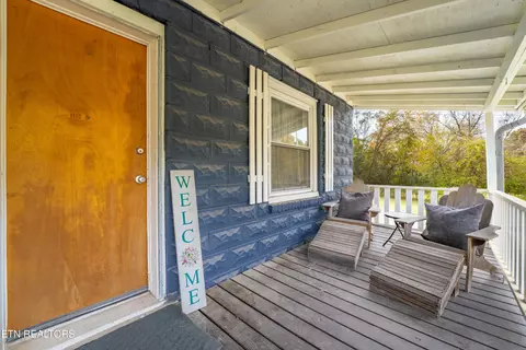 614 E Brushy Valley Dr, Powell, TN 37849 photo 5