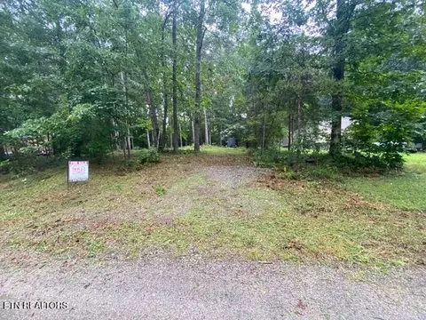 3241 Oswego Rd, Crossville, TN 38572