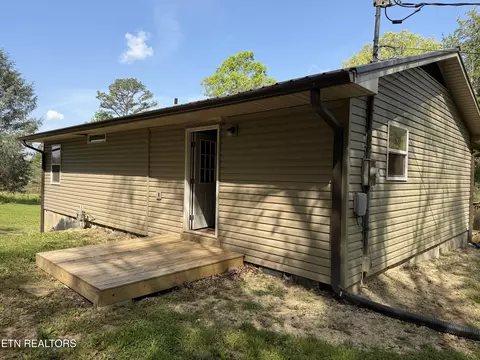 Exterior - 318 Lee Rd, Lancing, TN 37770 photo 3 of 9