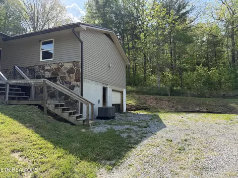 Exterior - 318 Lee Rd, Lancing, TN 37770 photo 8 of 9