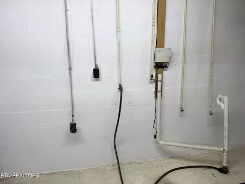 Other - 318 Lee Rd, Lancing, TN 37770 photo 3 of 8