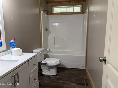Bath - 318 Lee Rd, Lancing, TN 37770 photo 1 of 1