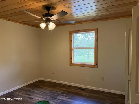 Bedroom - 318 Lee Rd, Lancing, TN 37770 photo 1 of 2