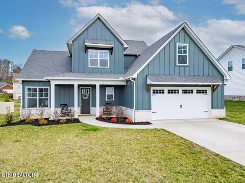 171 Stamford Bridge Way, Lenoir City, TN 37772