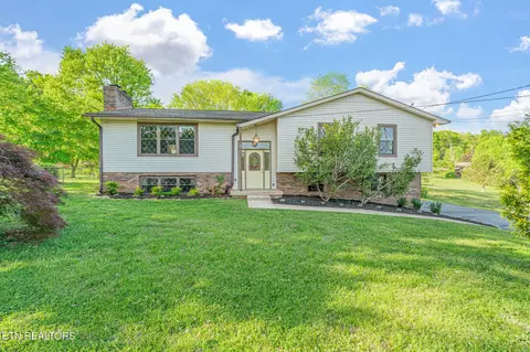 206 Lakeview Ln, Oak Ridge, TN 37830