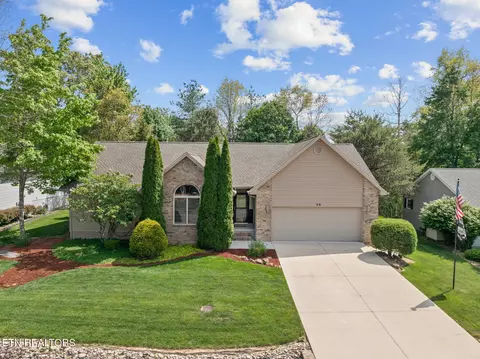 25 Brooks Ln, Crossville, TN 38558