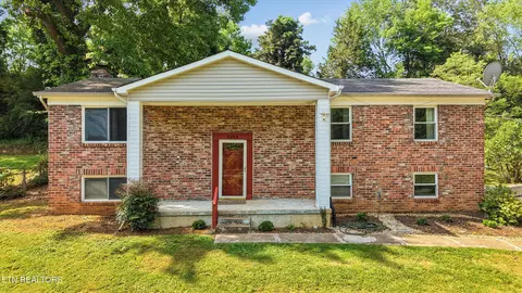8928 Farne Island Blvd, Knoxville, TN 37923