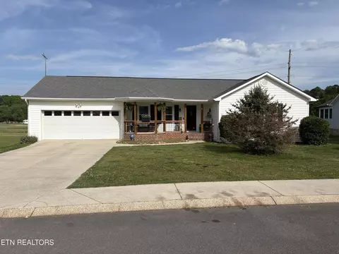 1789 NE Autumn Dr, Cleveland, TN 37323