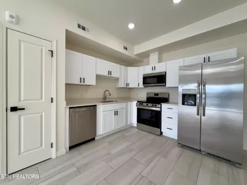 129 Sugarfoot Way #301, Pigeon Forge, TN 37863