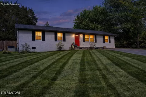 7240 Elmbrook Ln, Knoxville, TN 37918