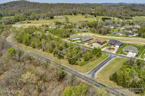 217 Walelu Tr, Vonore, TN 37885