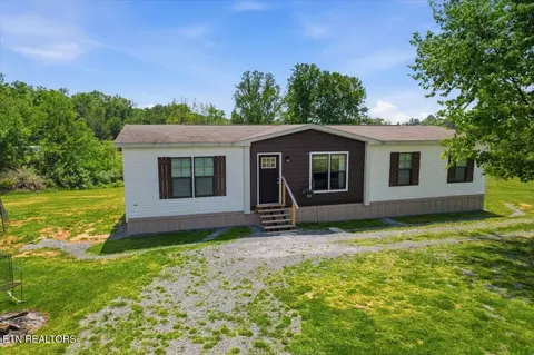 387 Price Dr, Speedwell, TN 37870