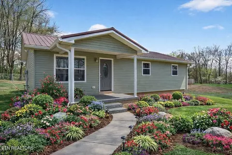 435 Heather Dr, Sparta, TN 38583