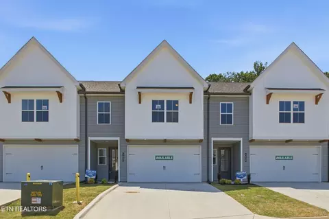 1657 Lateglow Way, Knoxville, TN 37931
