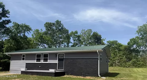 208 Greenwood, Madisonville, TN 37354