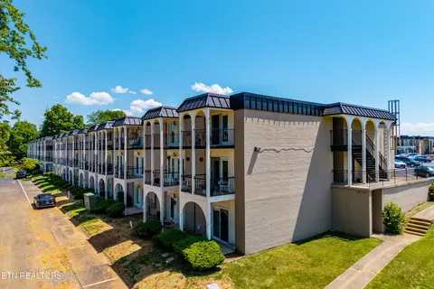 5709 Lyons View Pike #2305, Knoxville, TN 37919