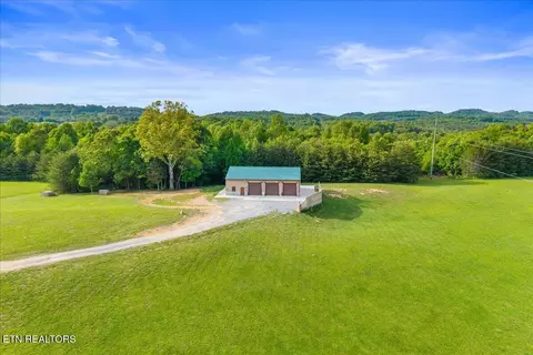 142 County Road 436, Athens, TN 37303