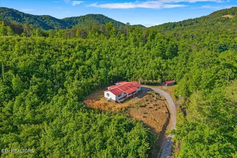 5673 Highway 360, Tellico Plains, TN 37385
